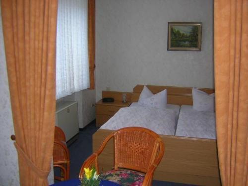 Hotel Zur Winzergenossenschaft Ernst Pokój zdjęcie